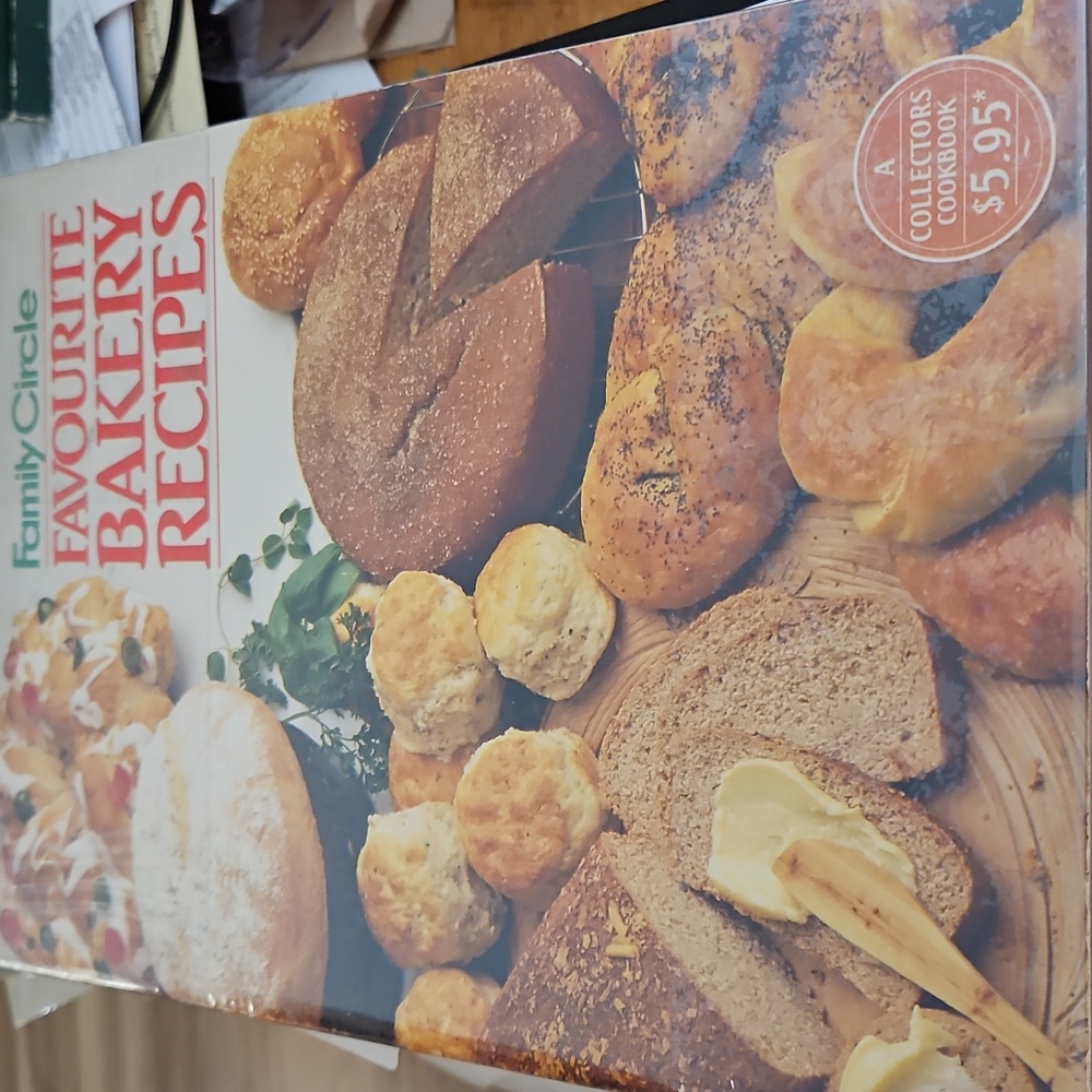 Family Circle Favourite Bakery Recipes A Collectors Cookbook